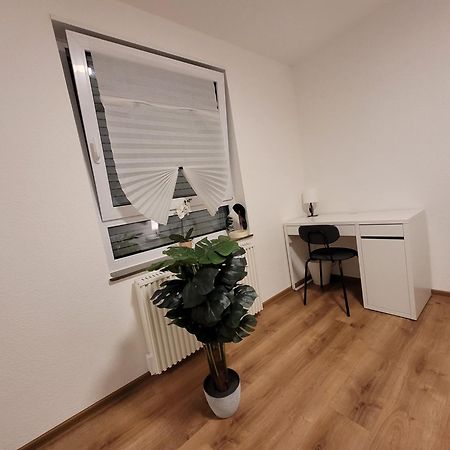 Living Flat, Eine Wohnung Mit Zwei Schlafzimmern Und Balkon Schorndorf  Extérieur photo