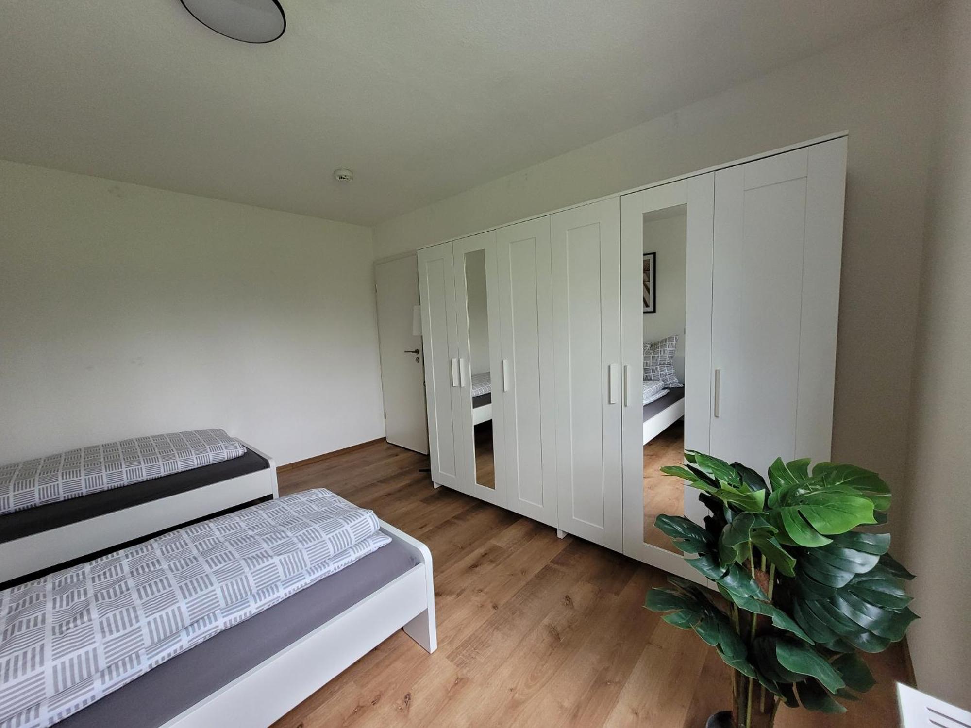 Living Flat, Eine Wohnung Mit Zwei Schlafzimmern Und Balkon Schorndorf  Extérieur photo