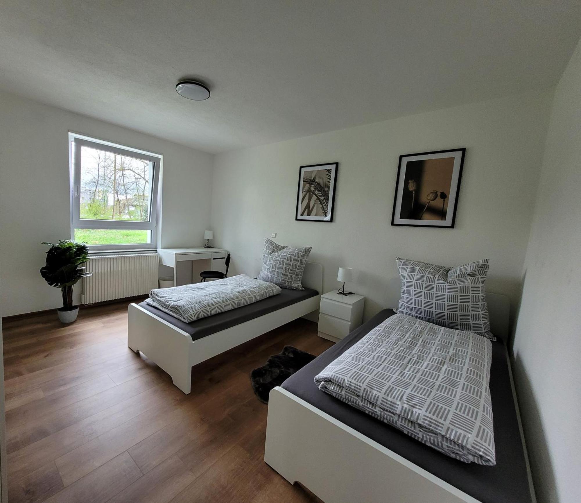 Living Flat, Eine Wohnung Mit Zwei Schlafzimmern Und Balkon Schorndorf  Extérieur photo