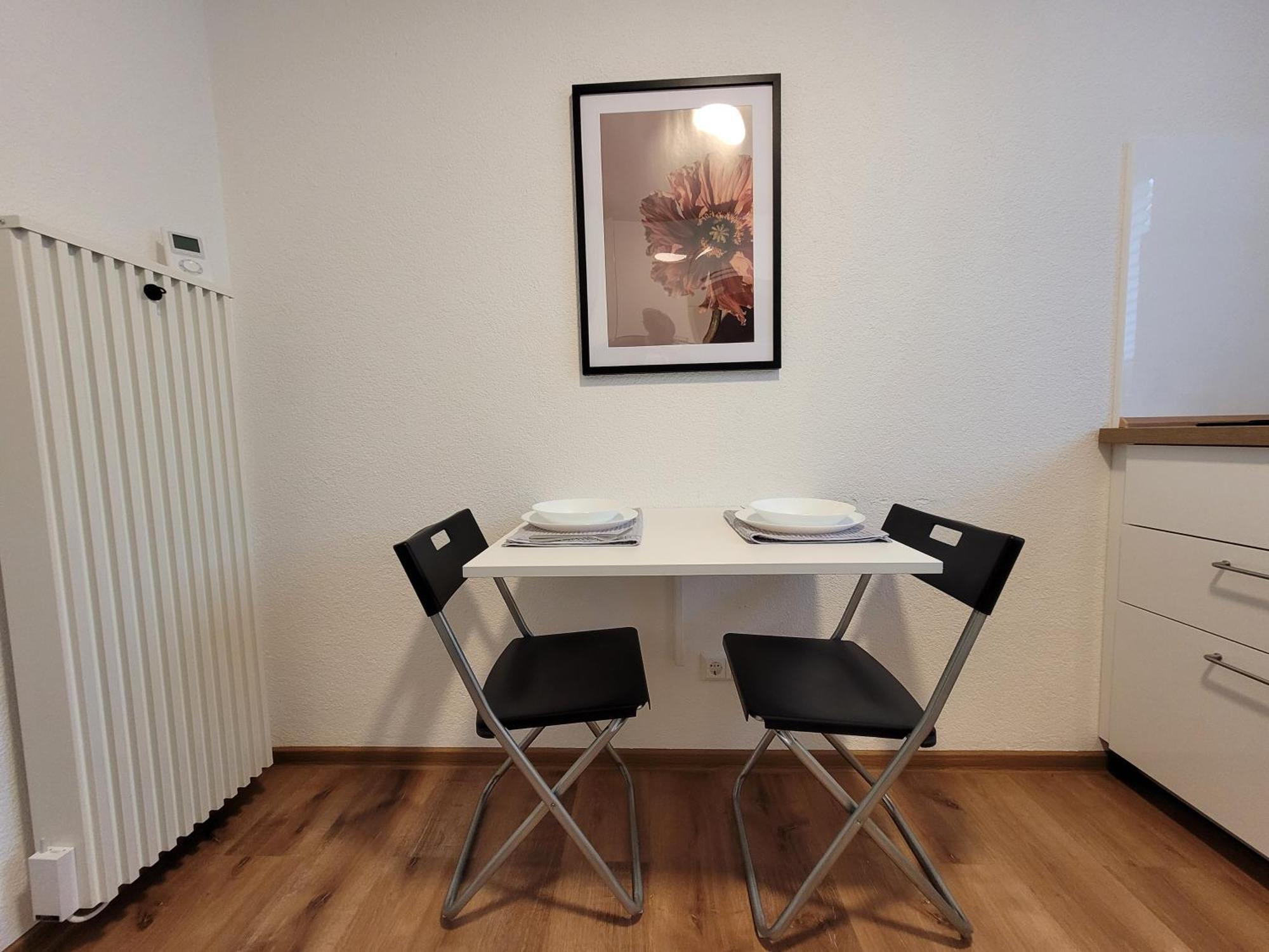 Living Flat, Eine Wohnung Mit Zwei Schlafzimmern Und Balkon Schorndorf  Extérieur photo
