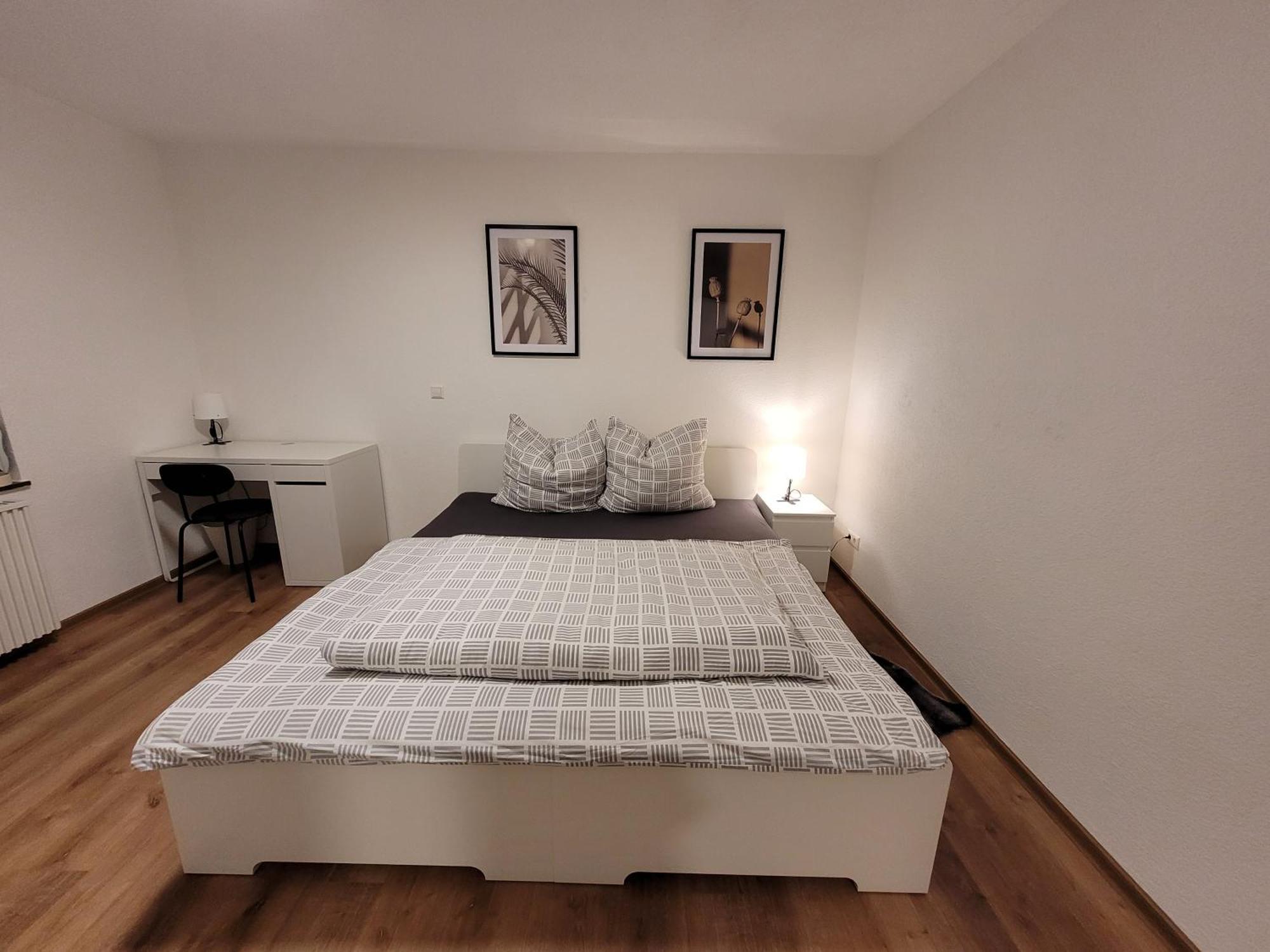 Living Flat, Eine Wohnung Mit Zwei Schlafzimmern Und Balkon Schorndorf  Extérieur photo